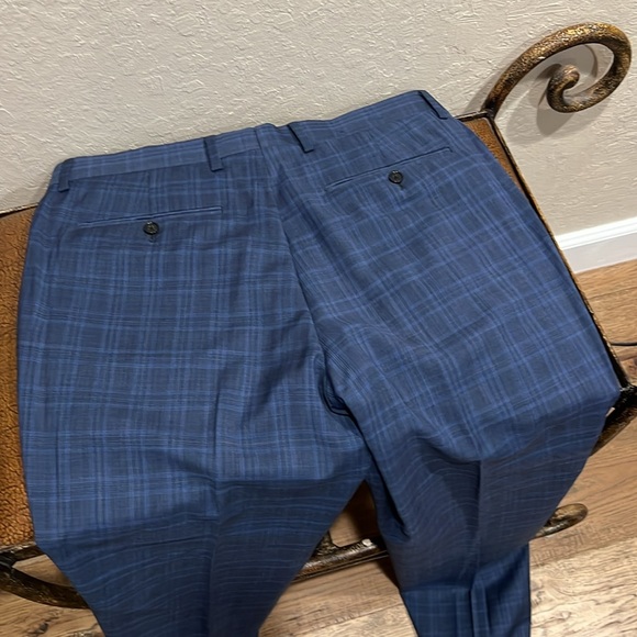 Like New Banana Republic Dress Italian 100% Wool Fabric Slim Fit Marlane Pants! - Picture 5 of 8